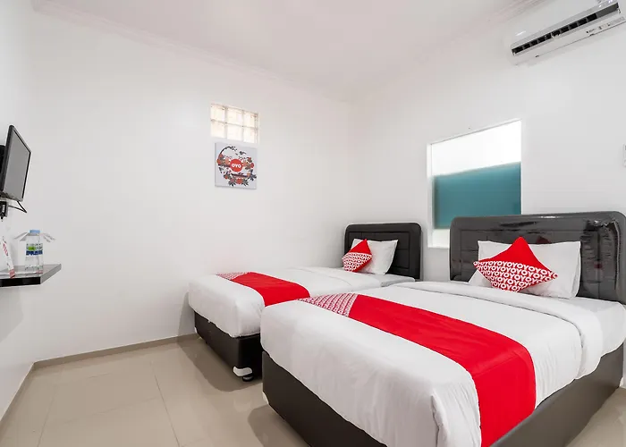 Hotel Vaccinated Staff -oyo 672 Bali Radiance 2*